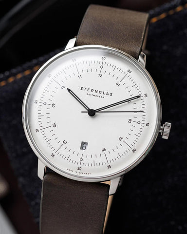 Sternglas Hamburg Satin Silver / Vintage Mocha Watch, style shot 1